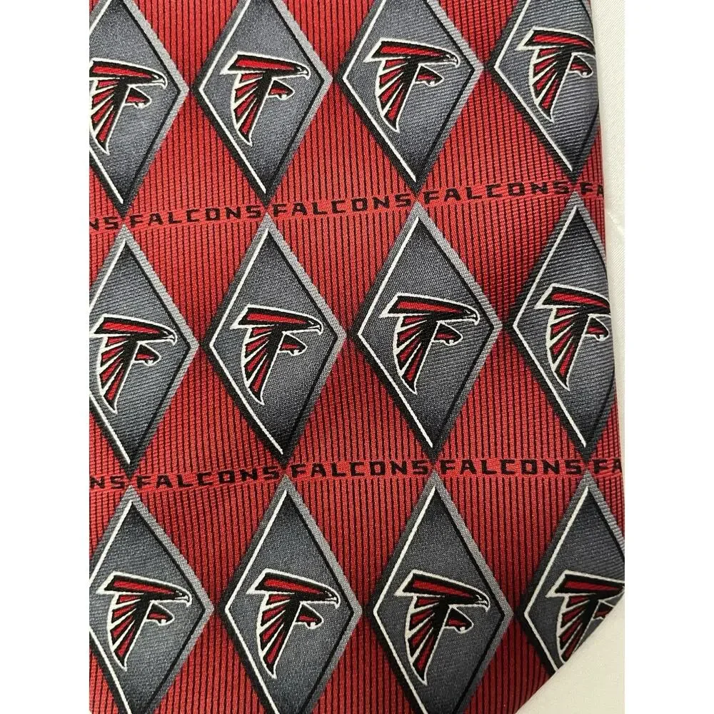 Atlanta Falcons NFL 100% Silk Necktie Red Gray Team Logo Geometric Men's Tie